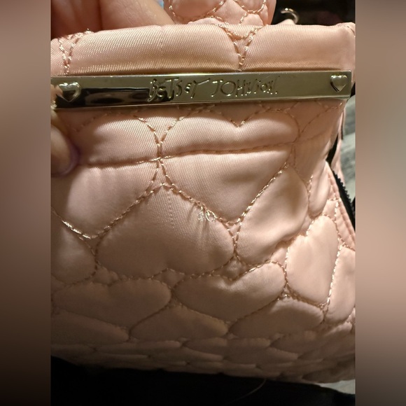 Betsey Johnson Quilted Pink Heart Tote/Weekender Bag - Picture 9 of 9